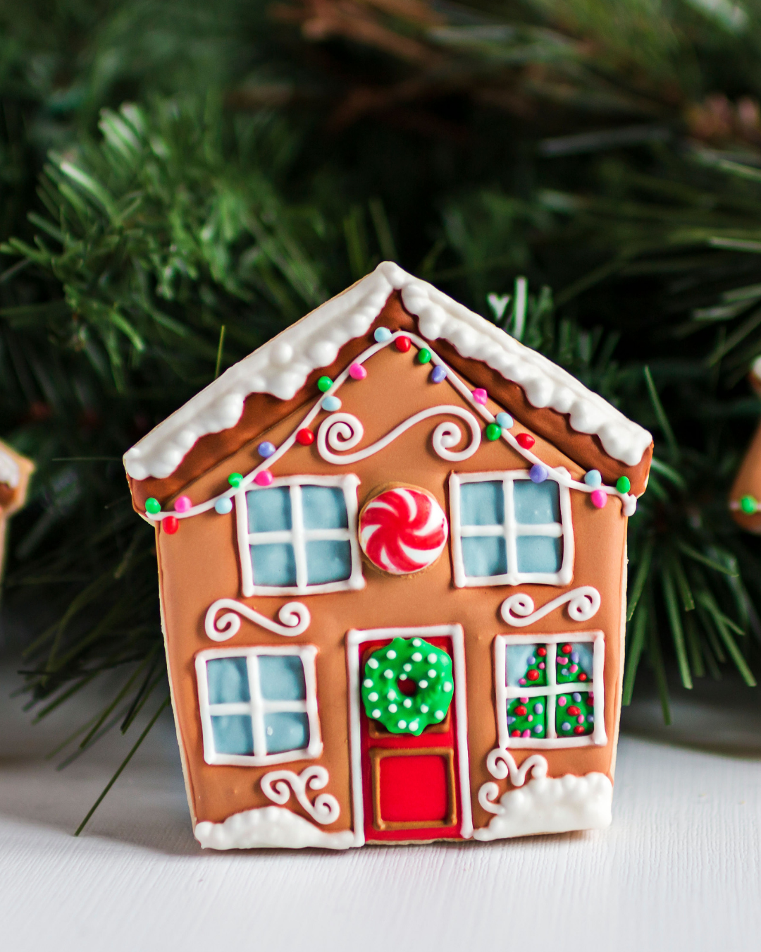 Gingerbread House/House Cutter