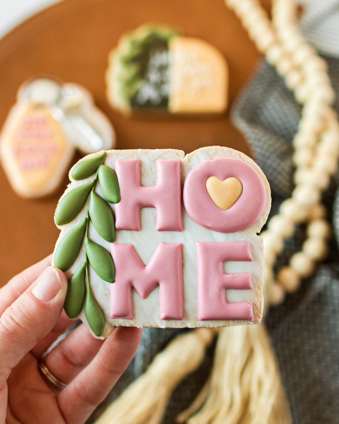 Half Arches Plaque with greenery/balloons Cookie Cutter